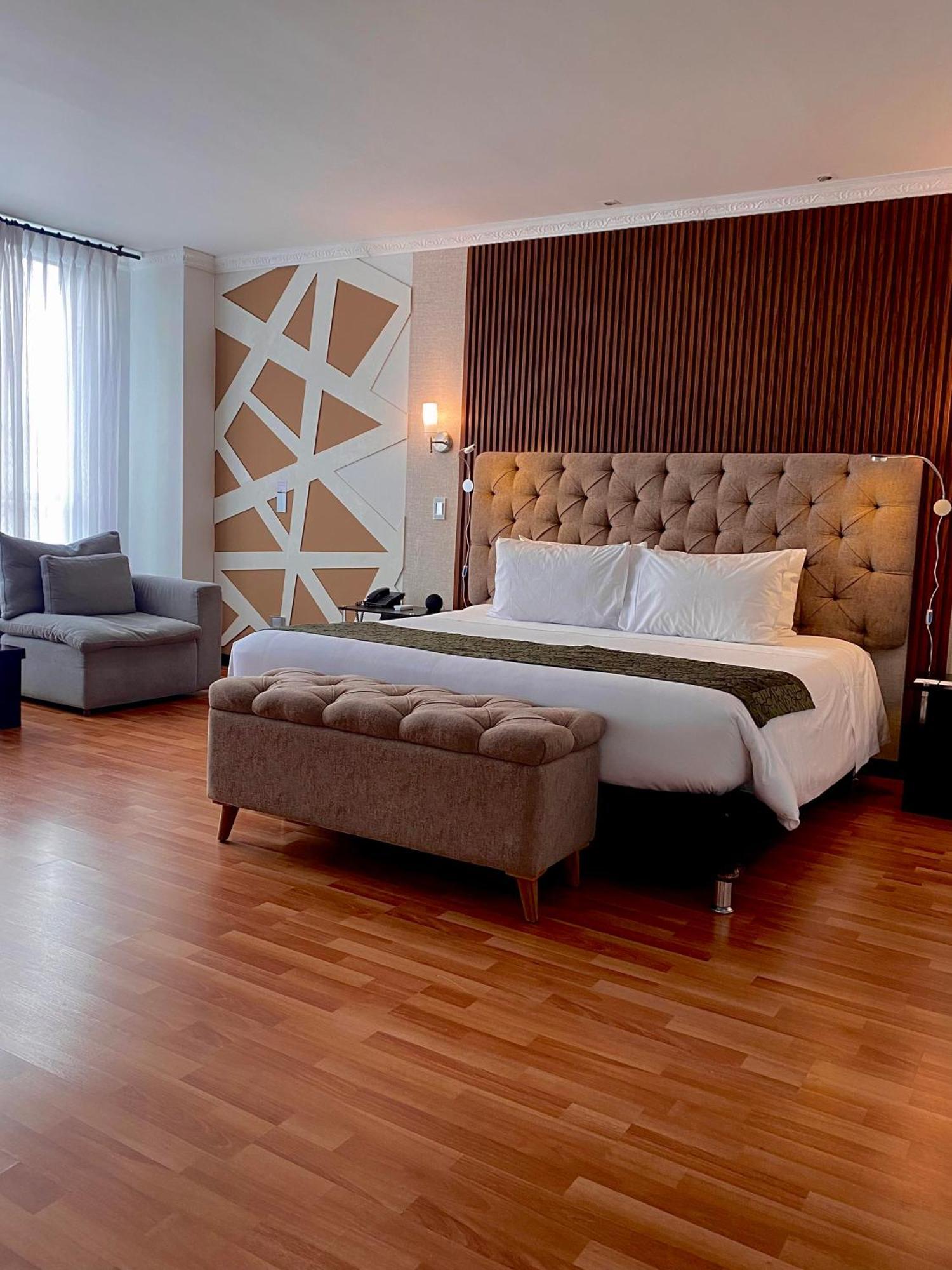 Hotel Varuna Manizales Dış mekan fotoğraf